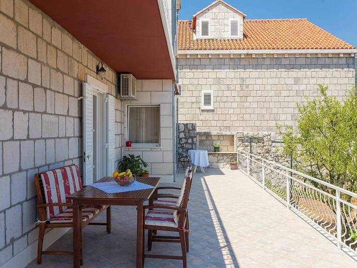 Ferienwohnung für 2 Personen, mit Pool und Balkon/Terrasse in Grad Dubrovnik - 3