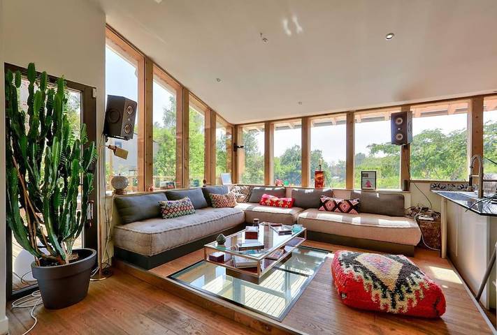 Location de vacances pour 8 personnes, avec vue ainsi que jardin et piscine, animaux acceptés à Latresne - 2