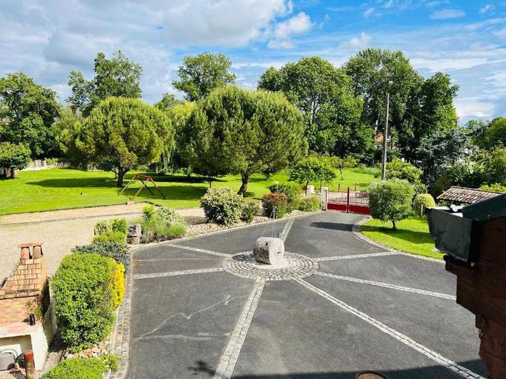 Chambre d’hôte pour 2 personnes, avec piscine ainsi que jardin et vue, animaux acceptés à Bergerac - 2
