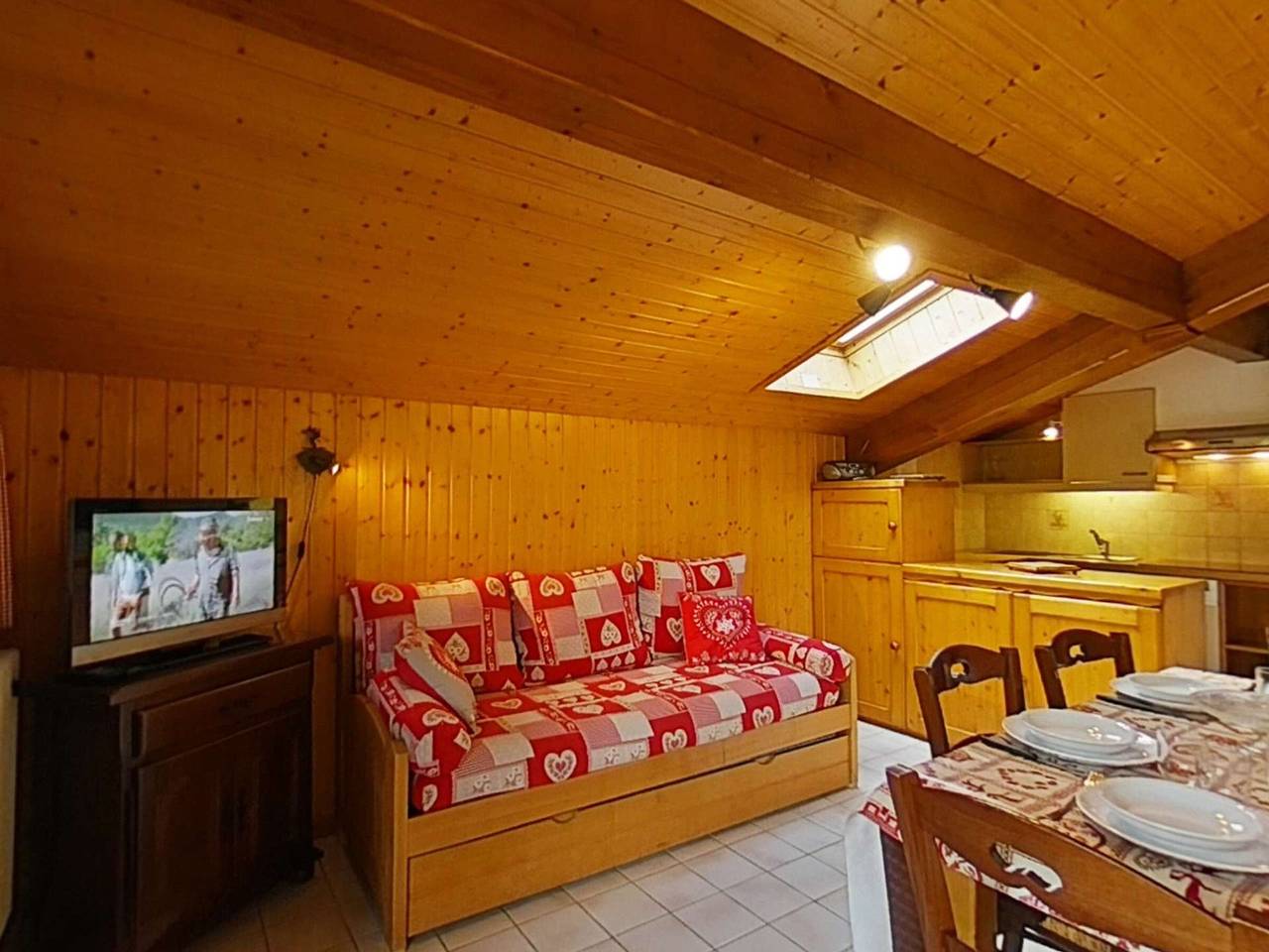 Apartamento entero, Apartamento soleado 2 estrellas, 6 plazas, cerca pistas, balcón sur, traslado esquí in Chinaillon, Le Grand-Bornand