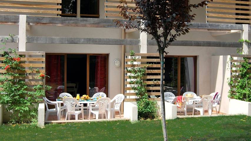 Appartement de vacances pour 4 personnes, avec piscine et jardin - 1