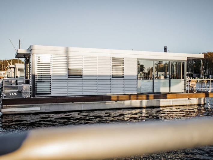 Hausboot für 5 Personen, mit Terrasse am Greifswalder Bodden - 3