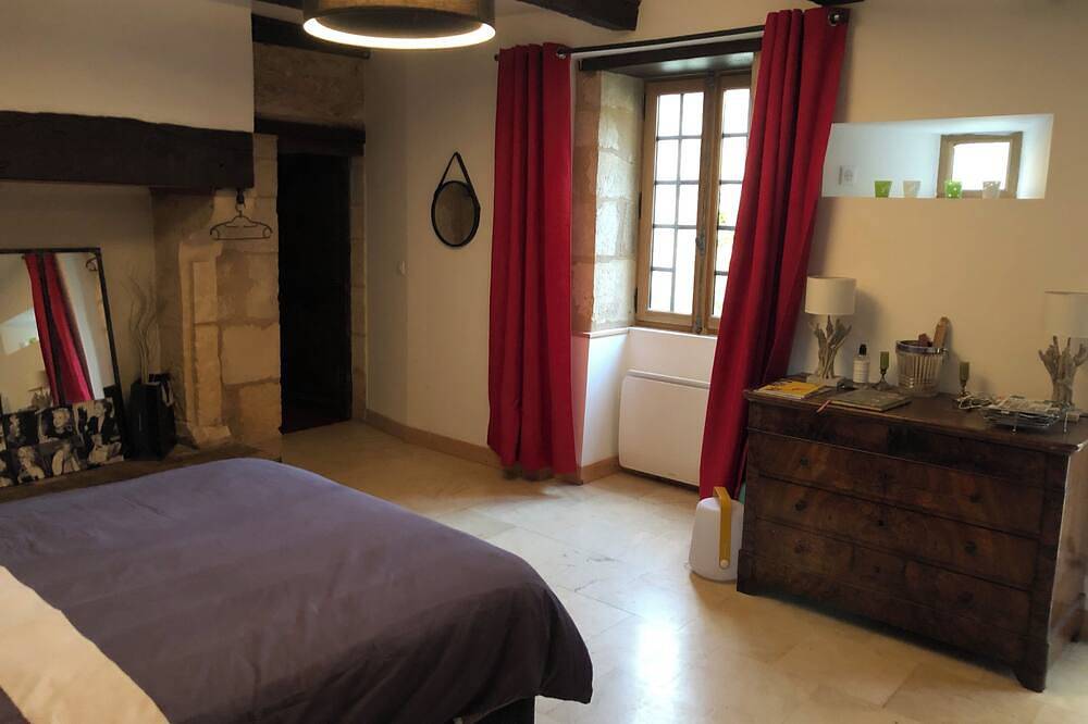 Charming restored house 120m2 in listed Priory in Nouaillé-Maupertuis, Vienne (France)