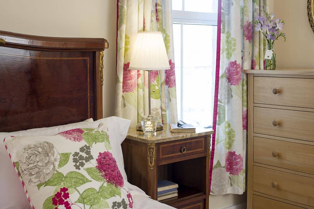 Luxury family by the sea on the South Downs in Seaford, East Sussex