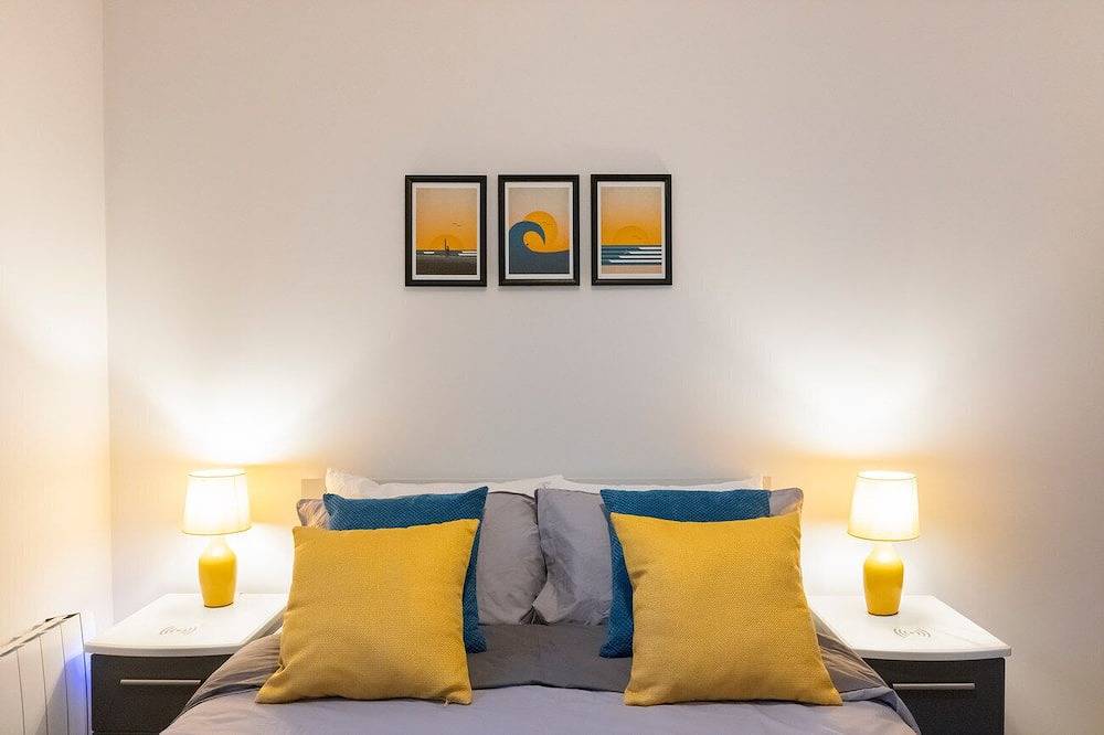 Brand new luxury apartment with stunning sea views in Aberystwyth, Cardigan Bay