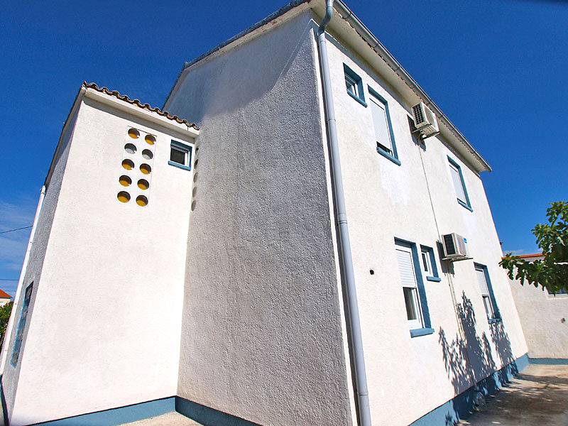 Ganze Wohnung, Ferienwohnung für 5 Personen mit Terrasse in Fazana, Südküste Istrien