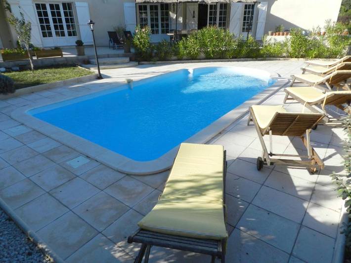 Location de vacances pour 2 personnes, avec jardin ainsi que jacuzzi et piscine à Sauve - 2