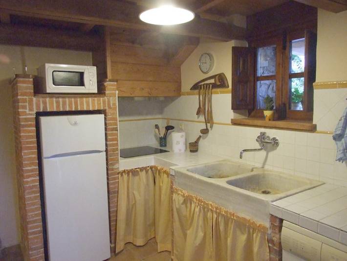 Casa rural para 8 personas, con terraza y vistas, Se admiten mascotas en El Bierzo - 2