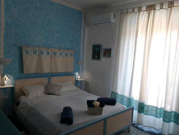 Chambre d’hôte pour 3 personnes, avec vue et jardin à Magomadas