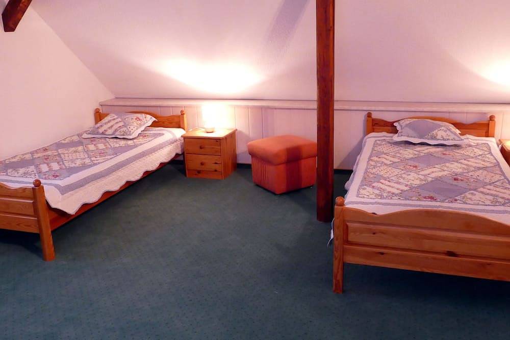 Ganze Wohnung, Apartment auf 2 Etagen für bis zu 6 Personen - Eichsfeld - unweit vom Harz in Sonnenstein, Region Eichsfeld