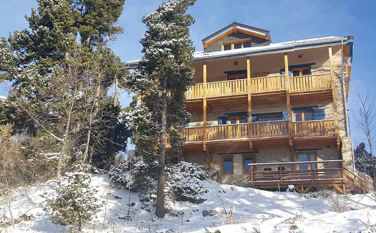 Cottage pour 3 personnes, avec jardin à Font-Romeu-Odeillo-Via