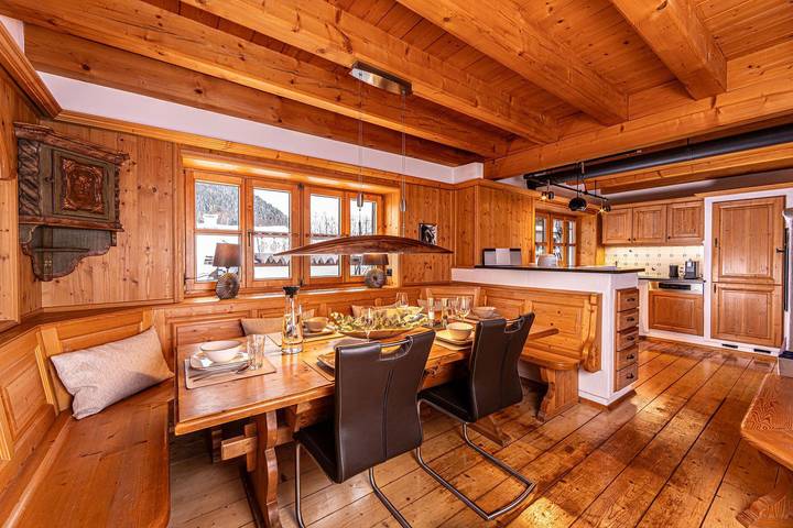 Ferienhaus für 8 Personen, mit Garten und Ausblick sowie Pool und Sauna im Berchtesgadener Land - 4