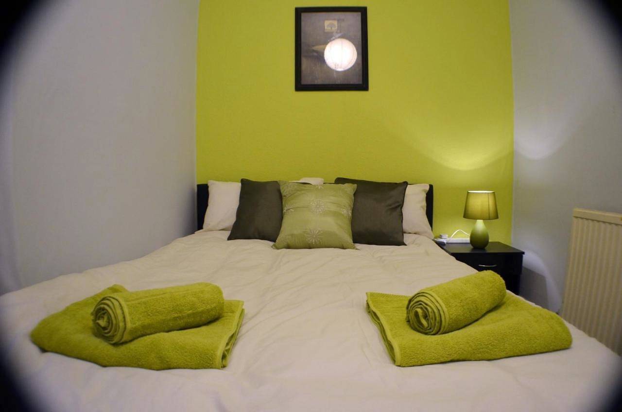 Birchfields Guest House in Manchester, Greater Manchester