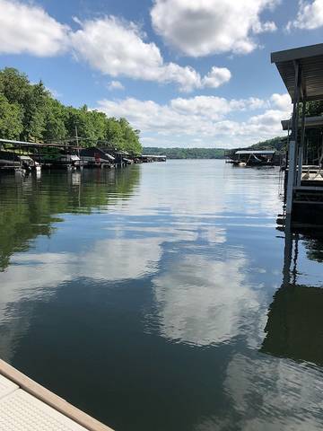 Vacation House for 6 Guests in Lake of the Ozarks, Miller County, Picture 2