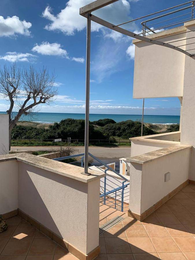 Appartamento per 5 persone, con Balcone e Terrazza nonché Panorama a Lido Marini
