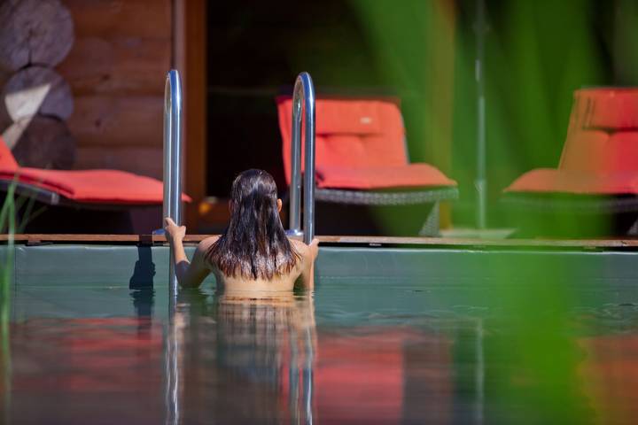 Hotel Konradshof - Klassik-Zimmer mit Balkon, 34qm, max. 2 Personen in Seewald, Nordschwarzwald