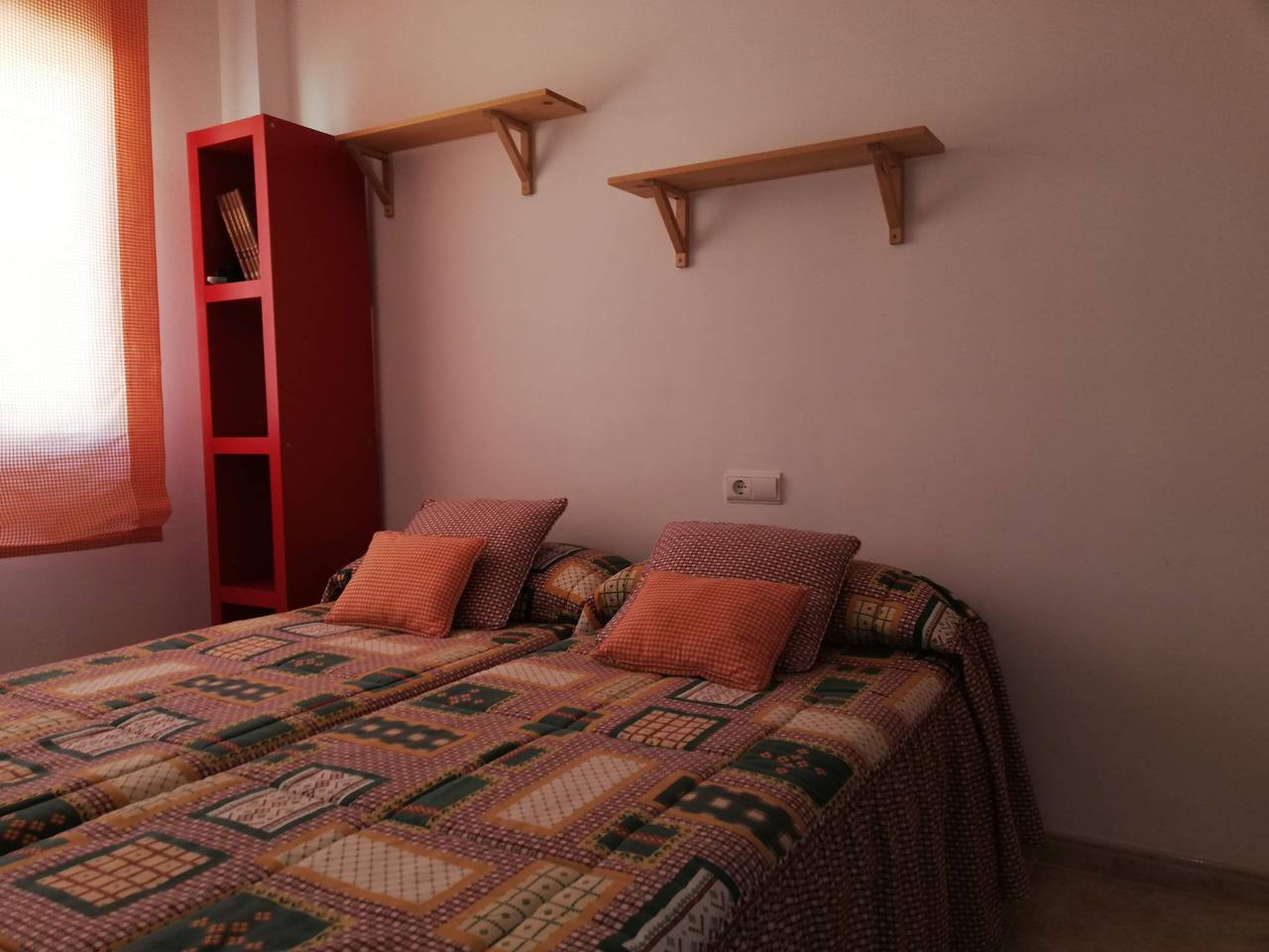 Apartamento entero, Mediterránea Bl.1 Esc.1 1ºc Solo Familias! in Playa Xeraco, Jaraco