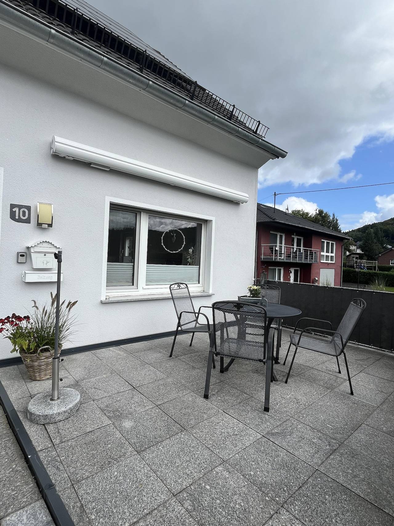 Ganze Ferienwohnung, 2-Bett-Ferienwohnung Dusche/Wc, 1 Schlafraum in Oberstadtfeld, Vulkaneifel