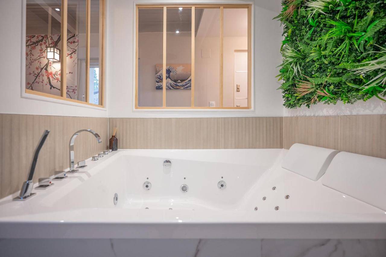 Appartement entier, Onzen-expérience Spa japonaise Sauna Hammam Balnéo in Hettange-Grande, Moselle