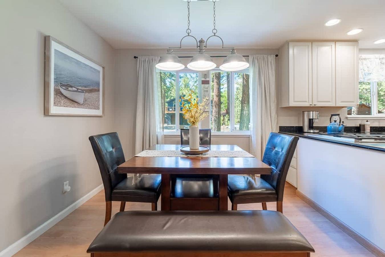 Truckee Mountain Retreat Family Friendly 3Br 2Ba in Truckee, Nevada County