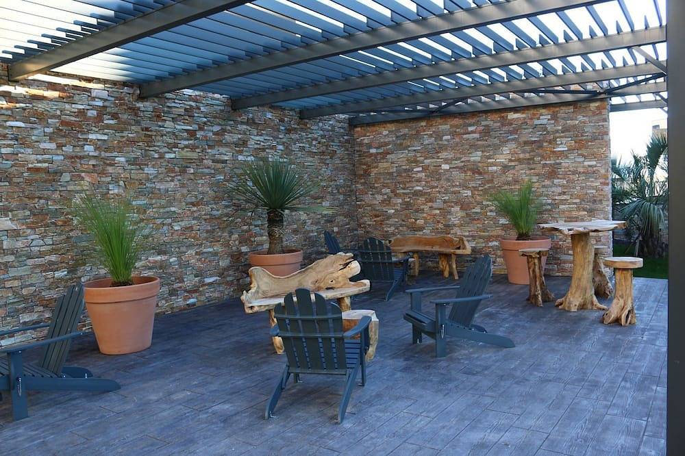 Appartement entier, Appt Neuf haut de gamme, Terrasse, Sud Montpellier in Pérols, Côte méditerranéenne (France)
