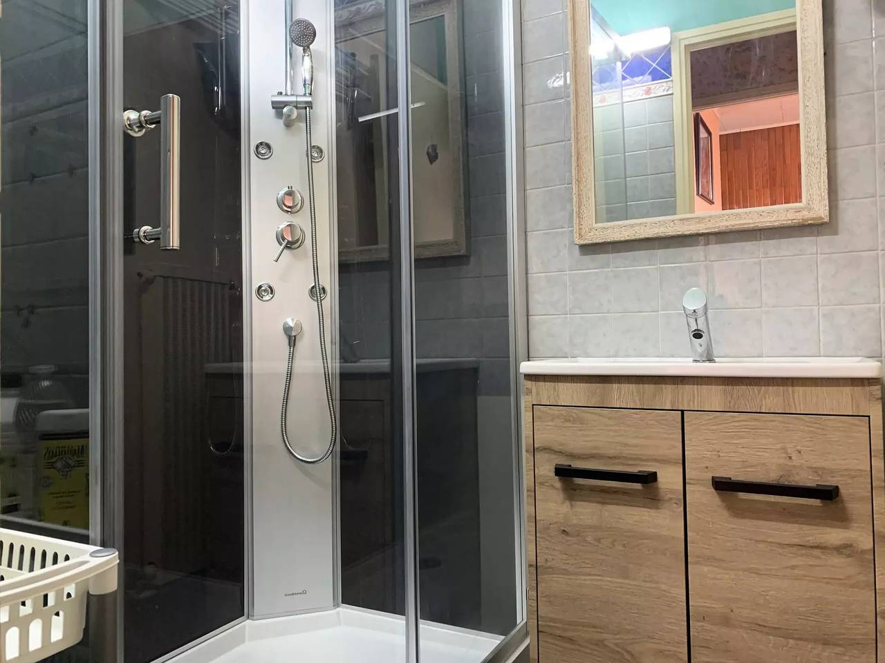 Apartamento entero, Estudio de 34m2, 4 personas expuestas Este, balcón con hermosa vista del valle in Pra-Loup, Uvernet-Fours