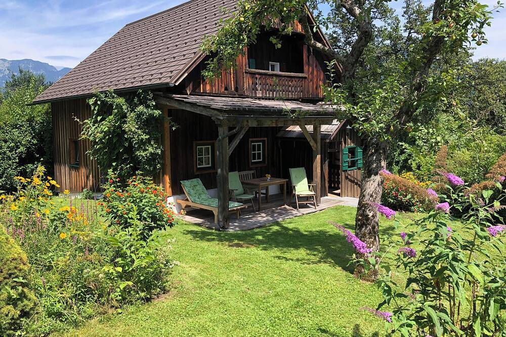 Ferienhaus mit Garten in Bad Goisern, Dachstein Salzkammergut