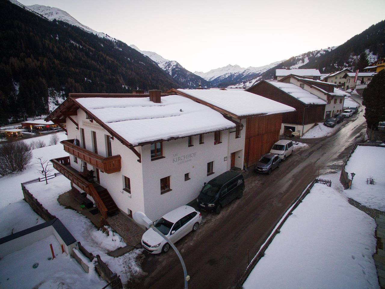 Apartamento vacacional entero, Familienzimmer Nr.3 mit Dusche, Wc in Sankt Anton am Arlberg, Arlberg