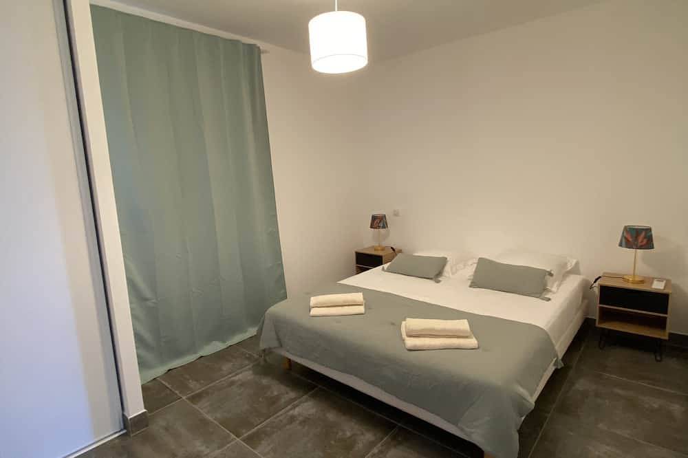 Villa Tout Confort (6 people) in Cateri in Cateri, Region de Calvi