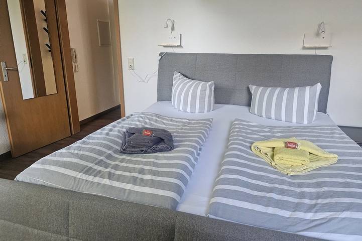 Ganze Wohnung, Einraum-Apartment mit Küchennische in Rheinsberger See, Rheinsberg