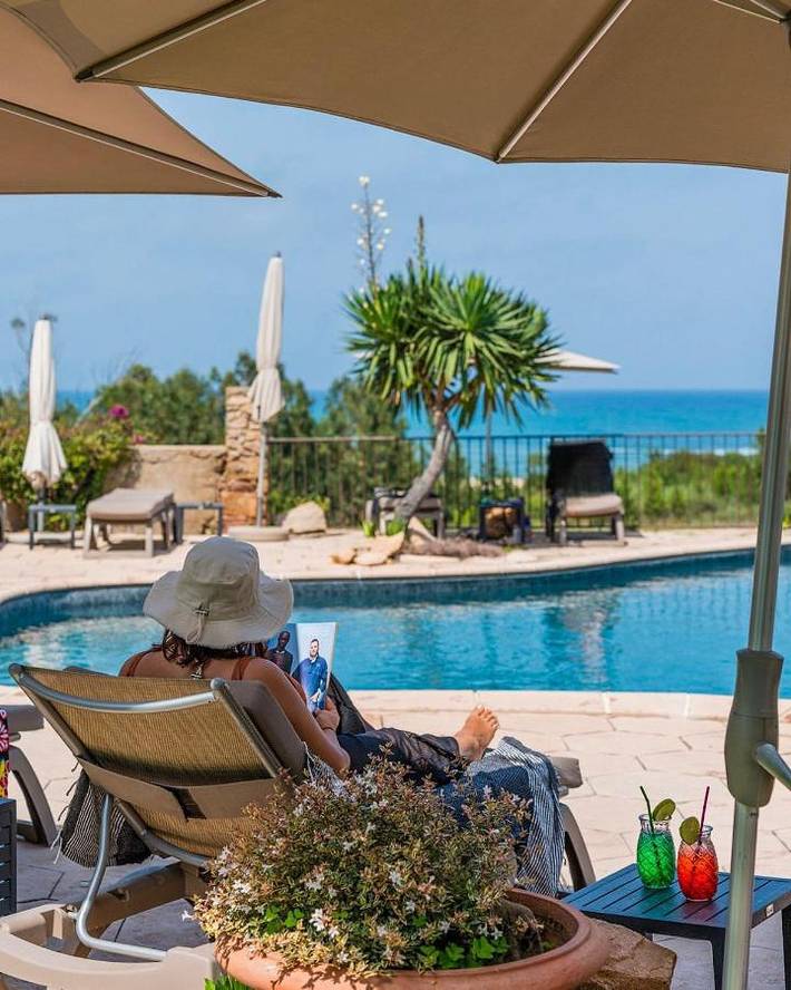 Hôtel pour 2 personnes, avec jacuzzi et jardin ainsi que piscine et sauna
