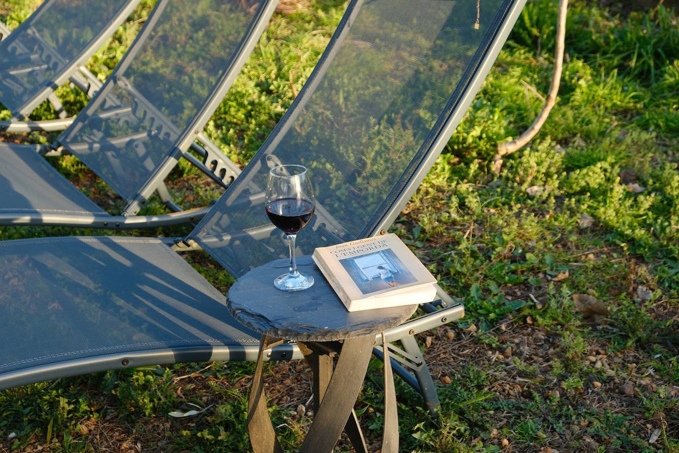 L'ametller – Empordà / Costa Brava mit Garten, kleinem Pool, Grill und Volleyball in Ordis, Oberampurien