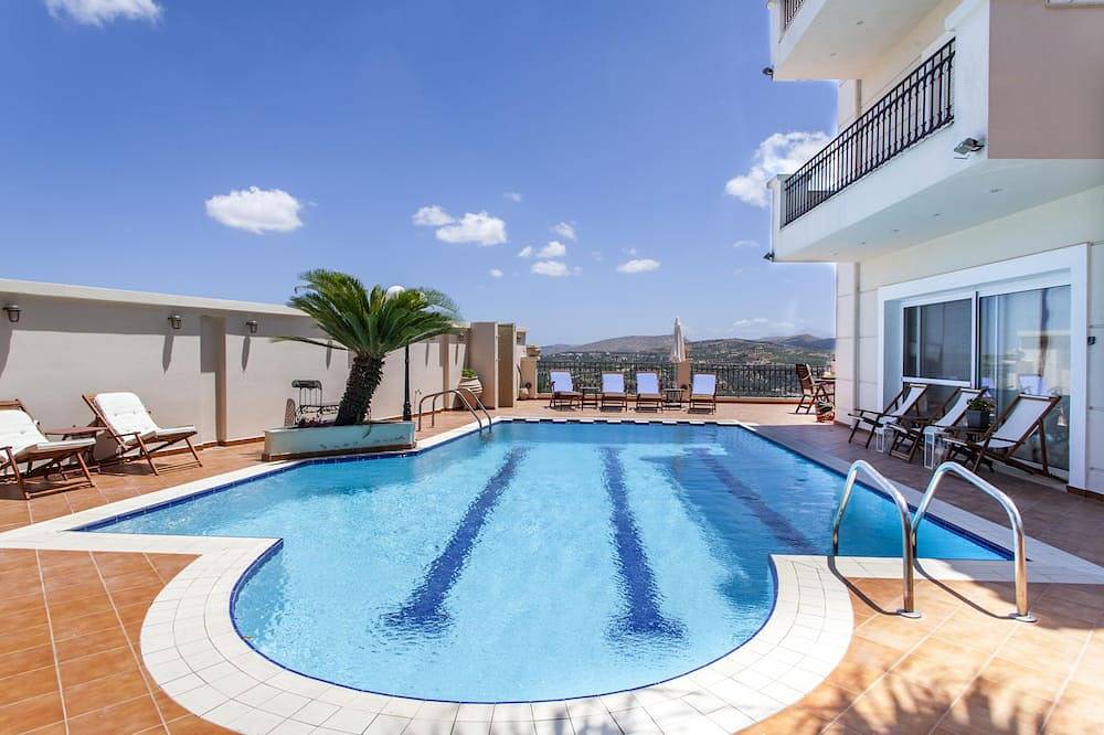 Komfortable und geräumige private Villa mit Pool und ruhiger Umgebung in Iraklio-Heraklion und Umgebung