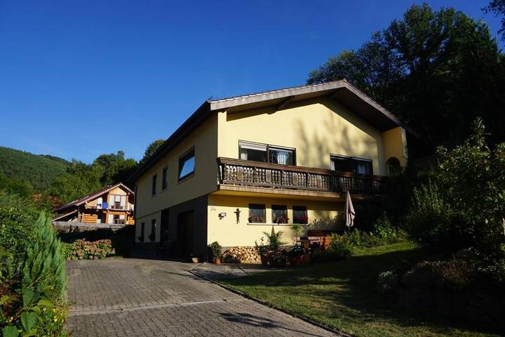 Ferienwohnung für 2 Personen, mit Terrasse und Garten