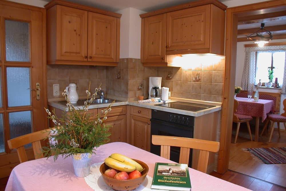 Ferienhaus für 2-4 Pers., 80 m², 2 Sz, Wohnzimmer, Küche mit Essecke, Bk und T in Bischofswiesen, Berchtesgadener Alpen