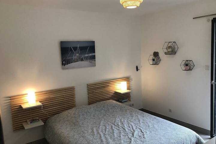 Gîte pour 4 personnes, avec terrasse et jardin à Serra-di-Ferro - 2