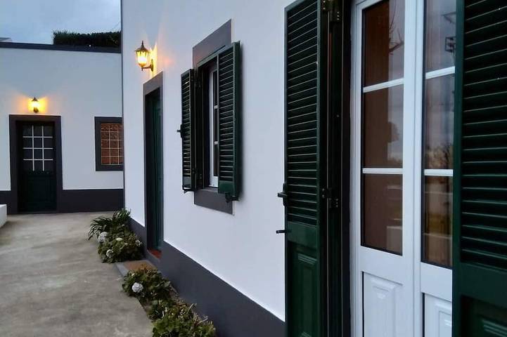 Ferienhaus für 7 Personen, mit Balkon und Garten - 1