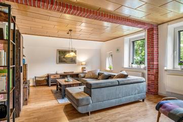 Apartment „Haus Nala“ mit privater Terrasse, Garten und WLAN