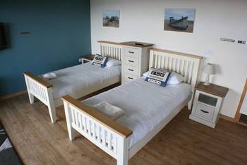 Holiday Home for 12 People in Whitstable, Kent, Photo 4