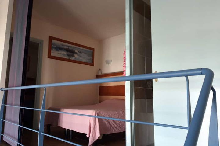 Ganze Wohnung, Küstenresidenz in einem Kiefernwald mit Swimmingpool in einem Naturpark in Pisa, Italienische Riviera