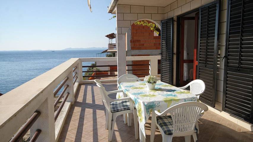 Ferienwohnung für 5 Personen, mit Terrasse