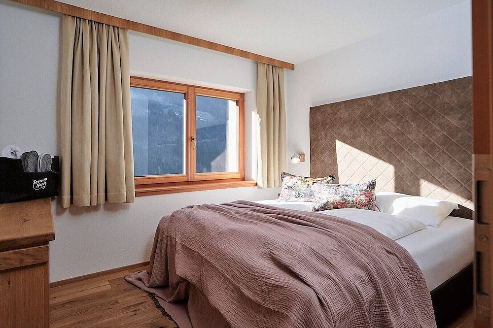 Apartamento entero, Apartment with 2 bedrooms Boutique Apartment Sonnenhang with pool in Kaunergrat, Fließ