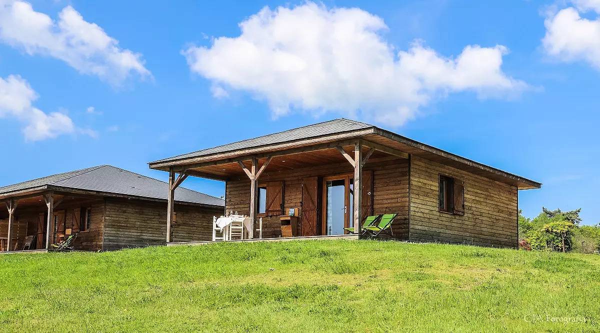 Semi-detached 3-room chalet for 6 people in Seilhac, Tulle region