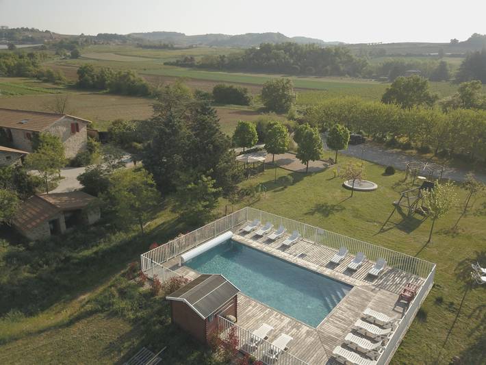 Gîte pour 5 personnes, avec piscine, adapté aux familles