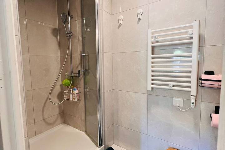 Gîte pour 3 personnes, avec jardin et terrasse à Bagneux - 4