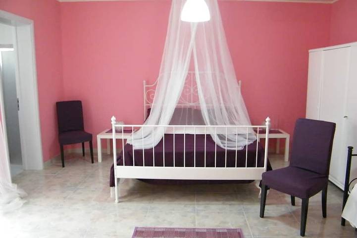 Holiday apartment for 8 people, with balcony and hot tub, with pets - 1