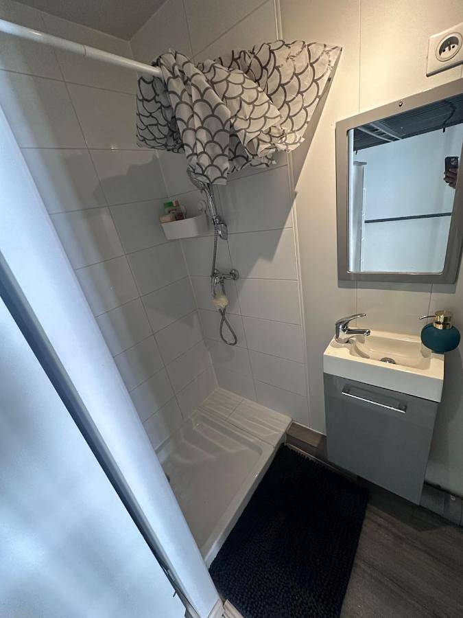 Gîte pour 2 personnes dans Office de Tourisme de Cuges les Pins - 4