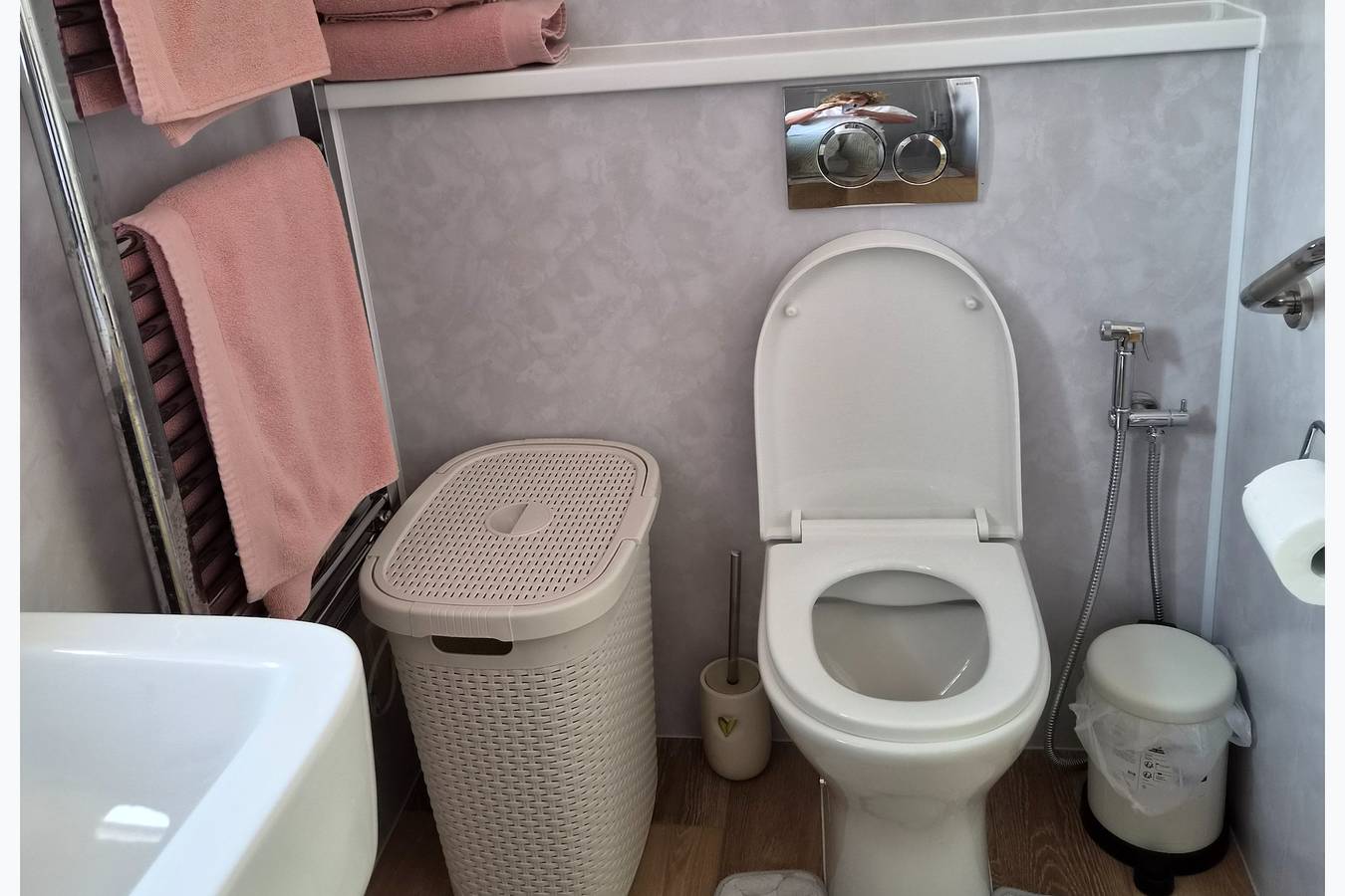 Studio entier, Studio Sleeps 2 with Free Parking and Garden in Woking, Surrey