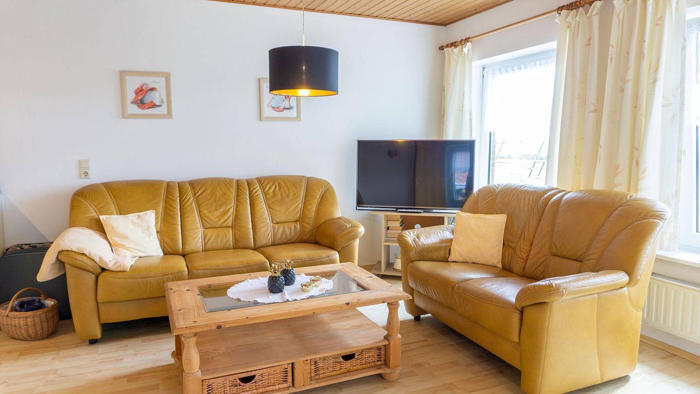 Ganze Wohnung, Ferienwohnung auf dem Ferienhof Nickelswarft 1 in Poppenbüll für 2-4 Personen in Poppenbüll, Eiderstedt
