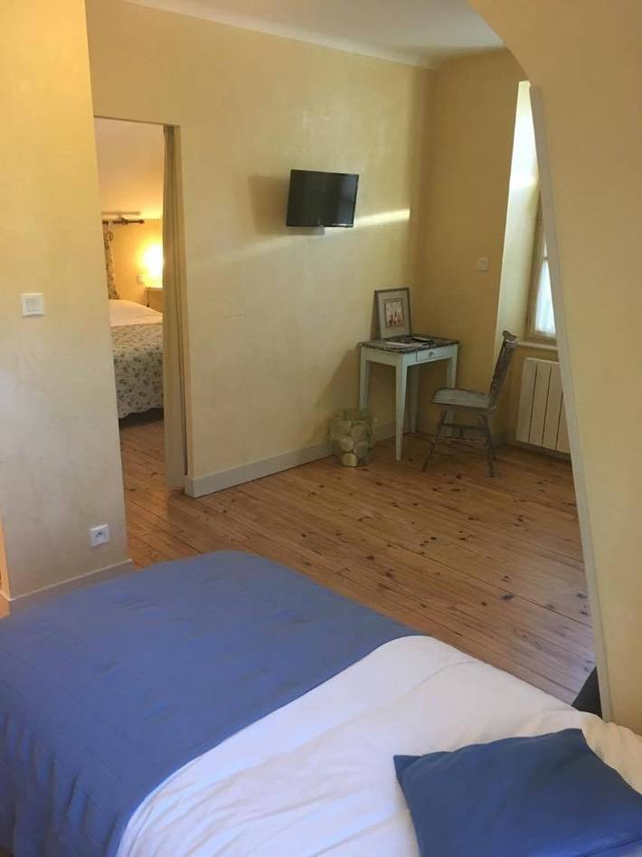 Hôtel pour 3 personnes, avec jardin et piscine, animaux acceptés à Muret-le-Château - 2